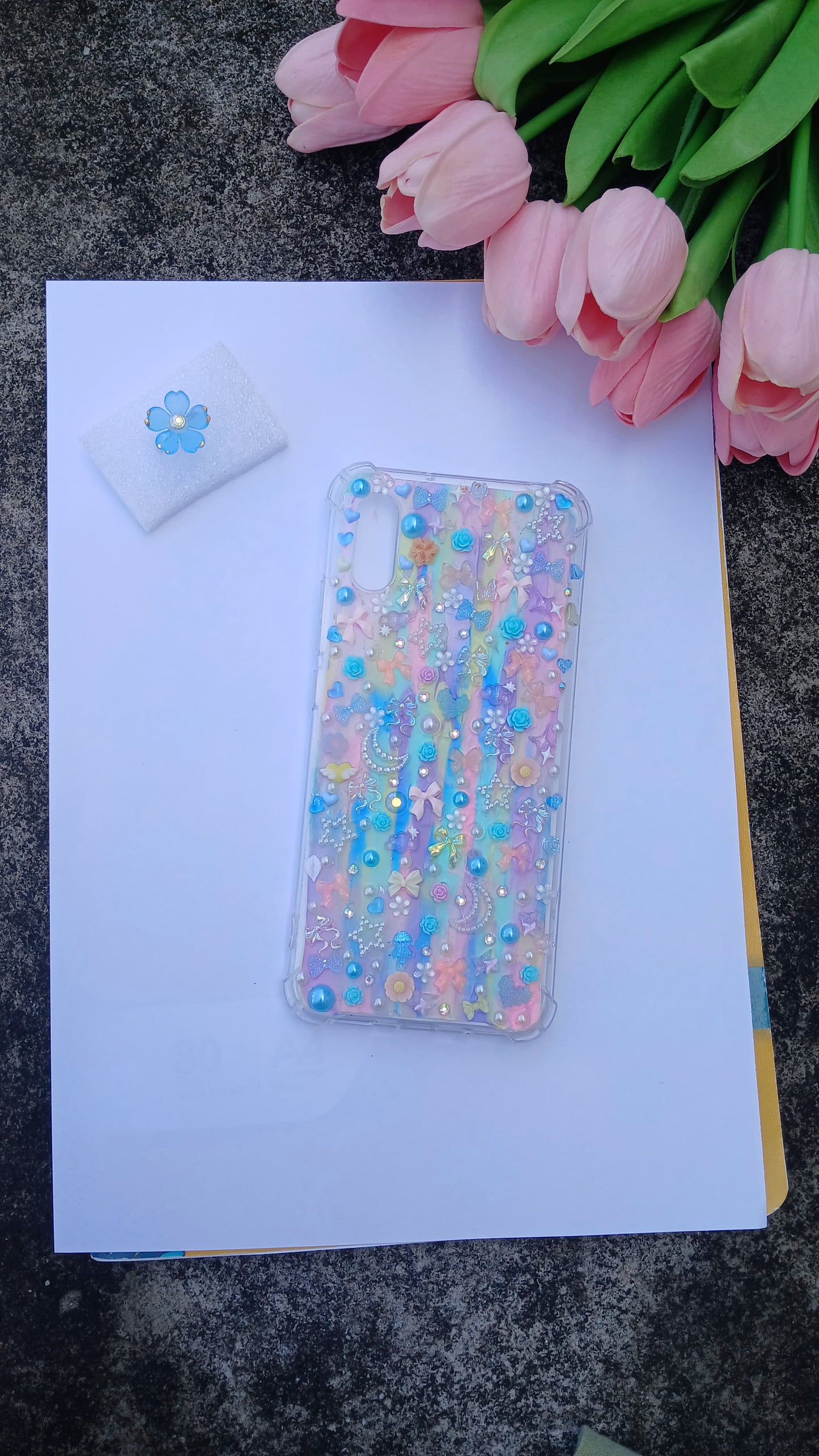 Pastel Dream 3D Resin Phone Case – Floral & Pearl Charm Edition