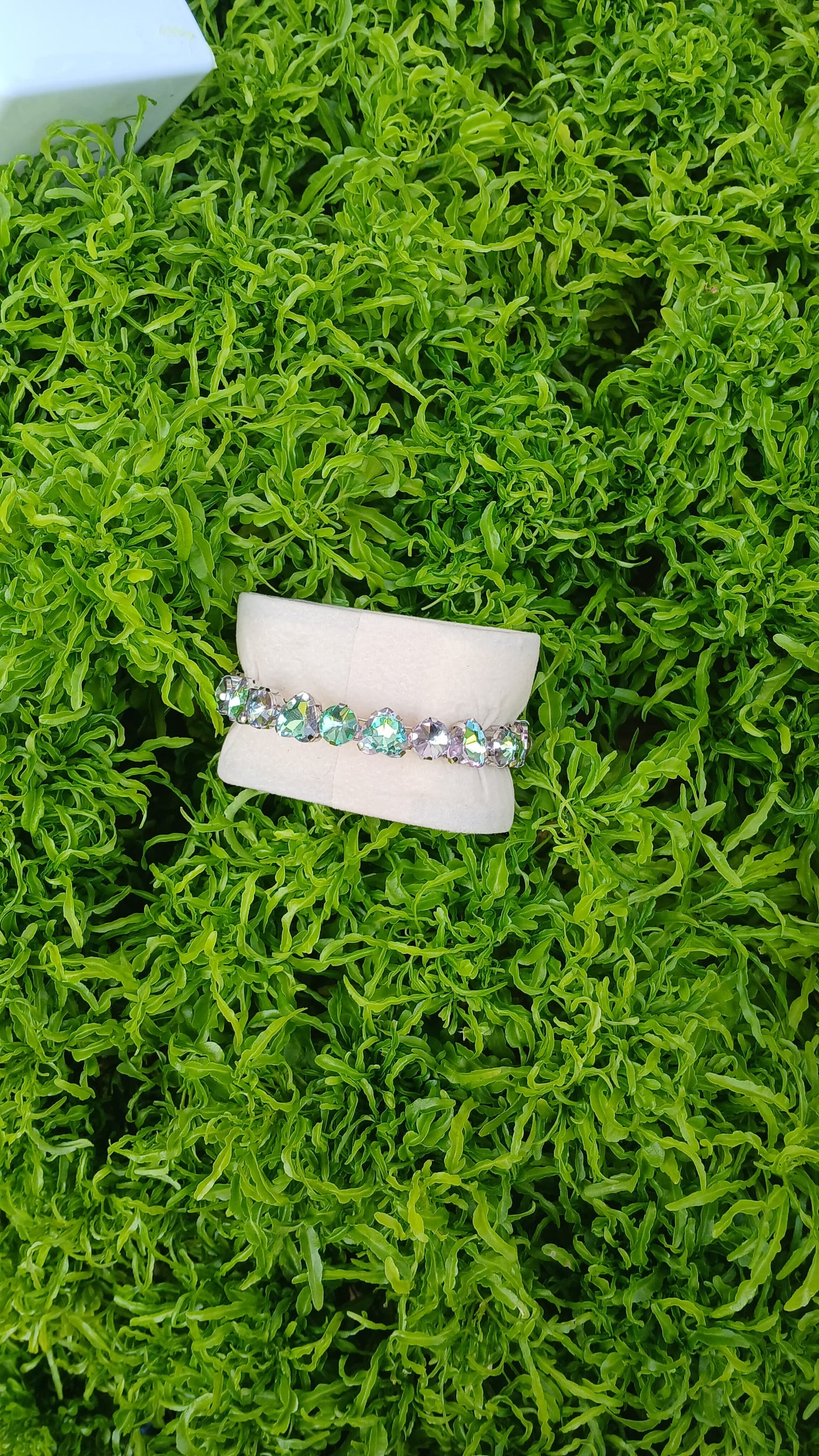 Iridescent Heart-Cut Crystal Bracelet – Garden Bloom Edition