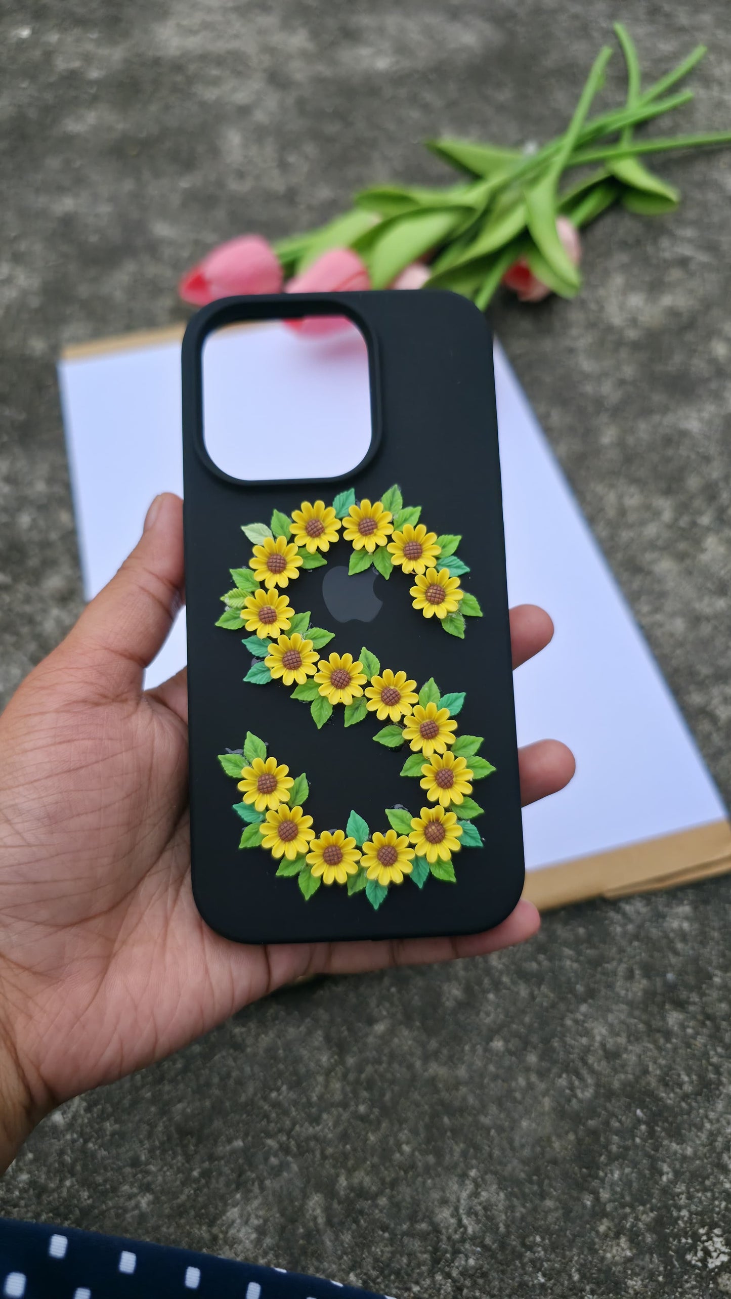 Sunflower Initial Case – Personalized Floral Design
